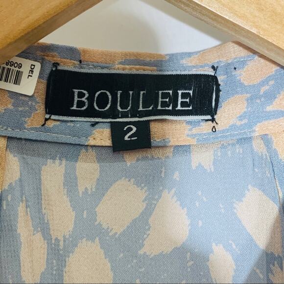 Boulee Womens blue animal Silk print cold shoulder blouse size 2 - Picture 8 of 9